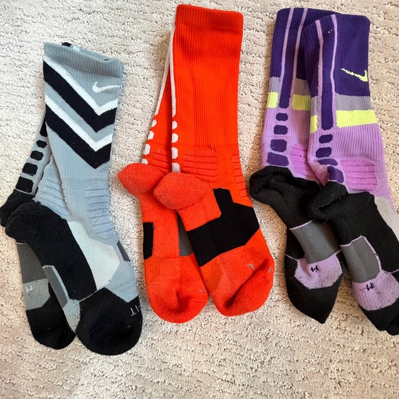 NIKE Hyper-Elite all 3 men’s socks gently loved - Picture 4 of 4